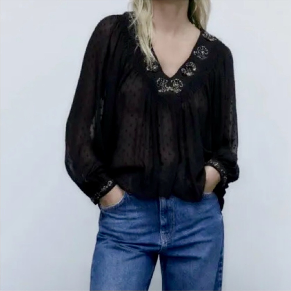 Zara puff sleeve beaded embellished v-neck black dotted top sz.M